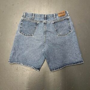 Vintage 2000s essential Wrangler blue denim jean shorts jorts